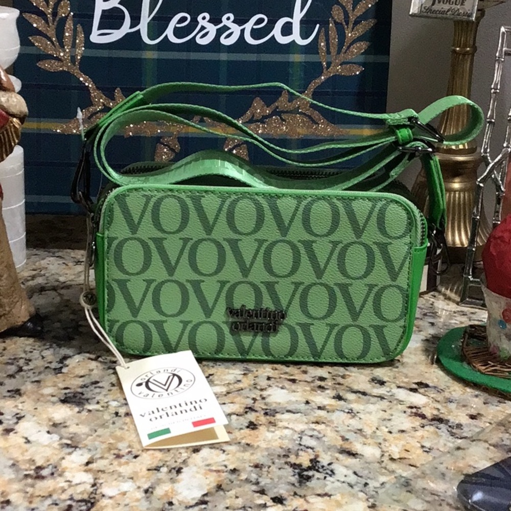 Valentino Orlandi green crossbody camera bag 8 1/4 x 4 3/4 x 3